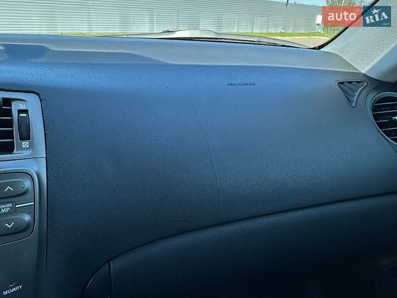 Седан Lexus IS 2008 в Киеве