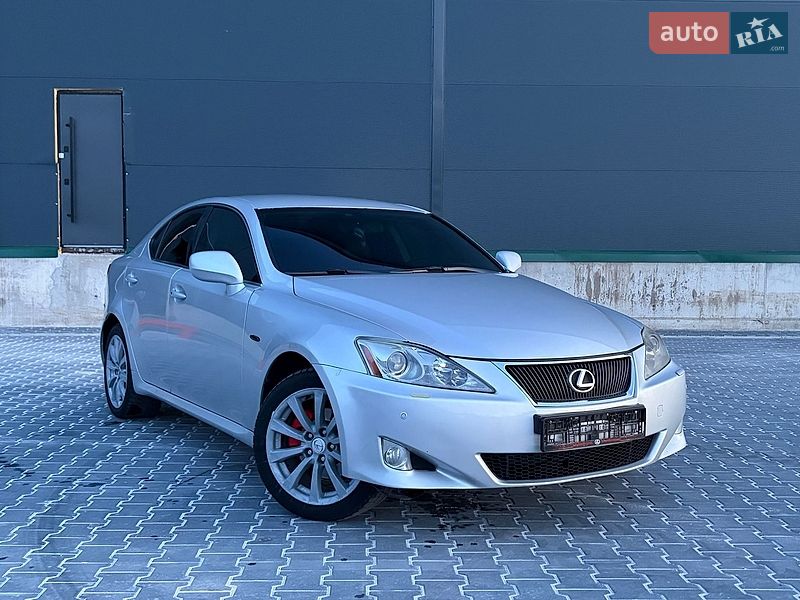 Седан Lexus IS 2005 в Тернополі
