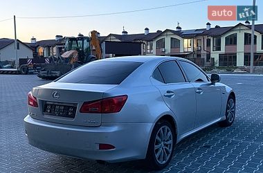 Седан Lexus IS 2005 в Тернополі