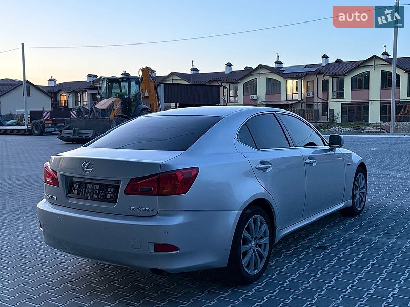 Седан Lexus IS 2005 в Тернополі