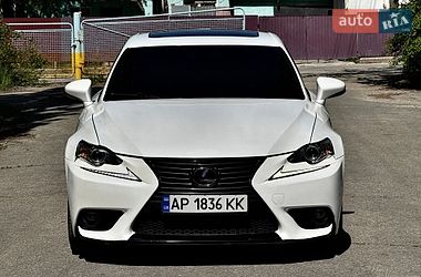 Седан Lexus IS 2015 в Запорожье