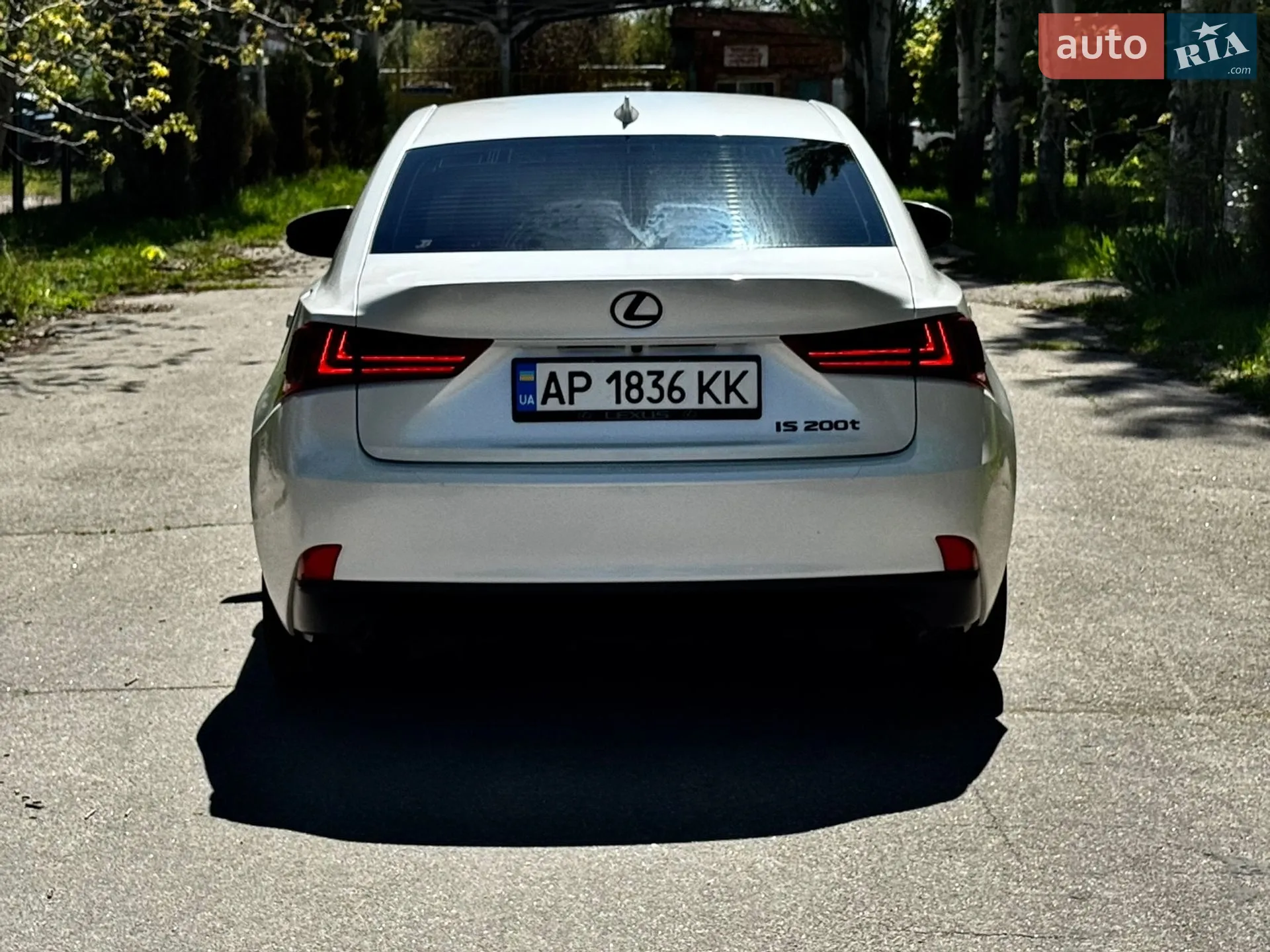 2015 Lexus IS - мініатюра 6
