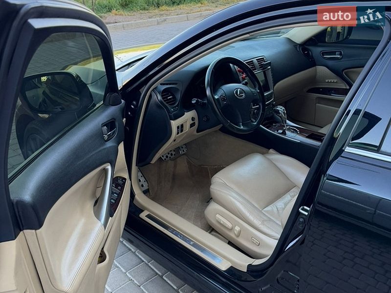 Седан Lexus IS 2007 в Одессе