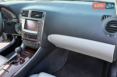 Седан Lexus IS 2006 в Киеве