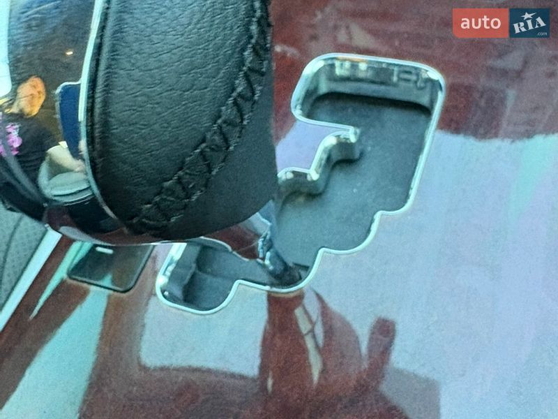 Седан Lexus IS 2006 в Киеве