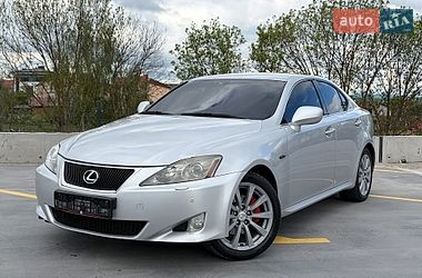 Седан Lexus IS 2005 в Тернополе