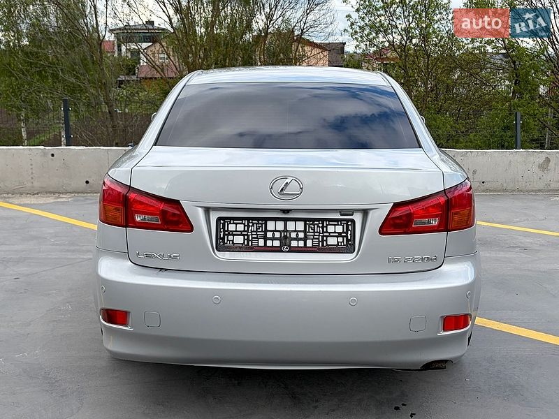 Седан Lexus IS 2005 в Тернополе