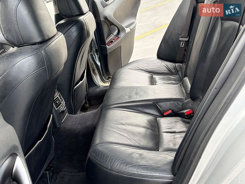 Седан Lexus IS 2005 в Тернополе