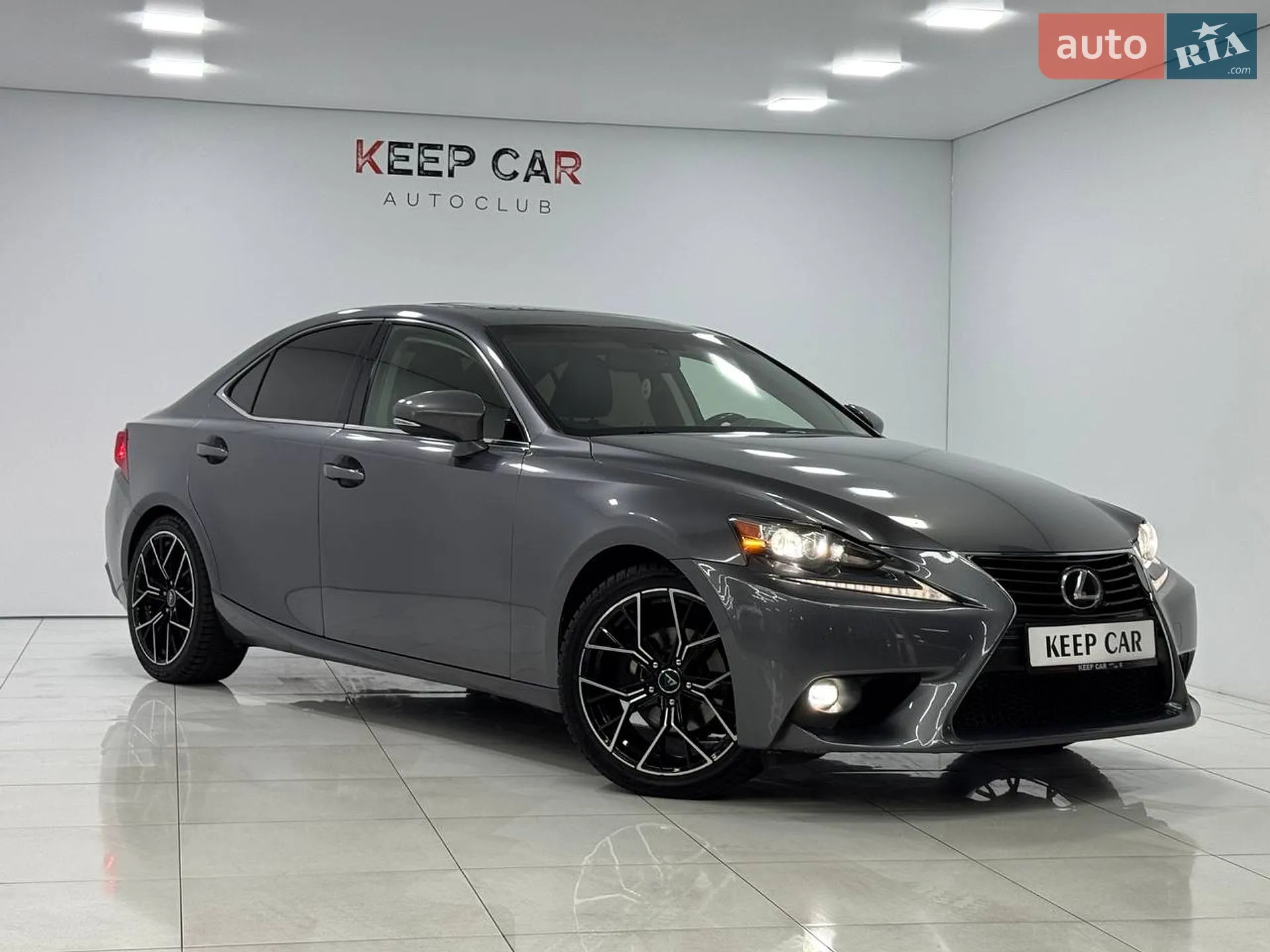 2015 Lexus IS - фото 1