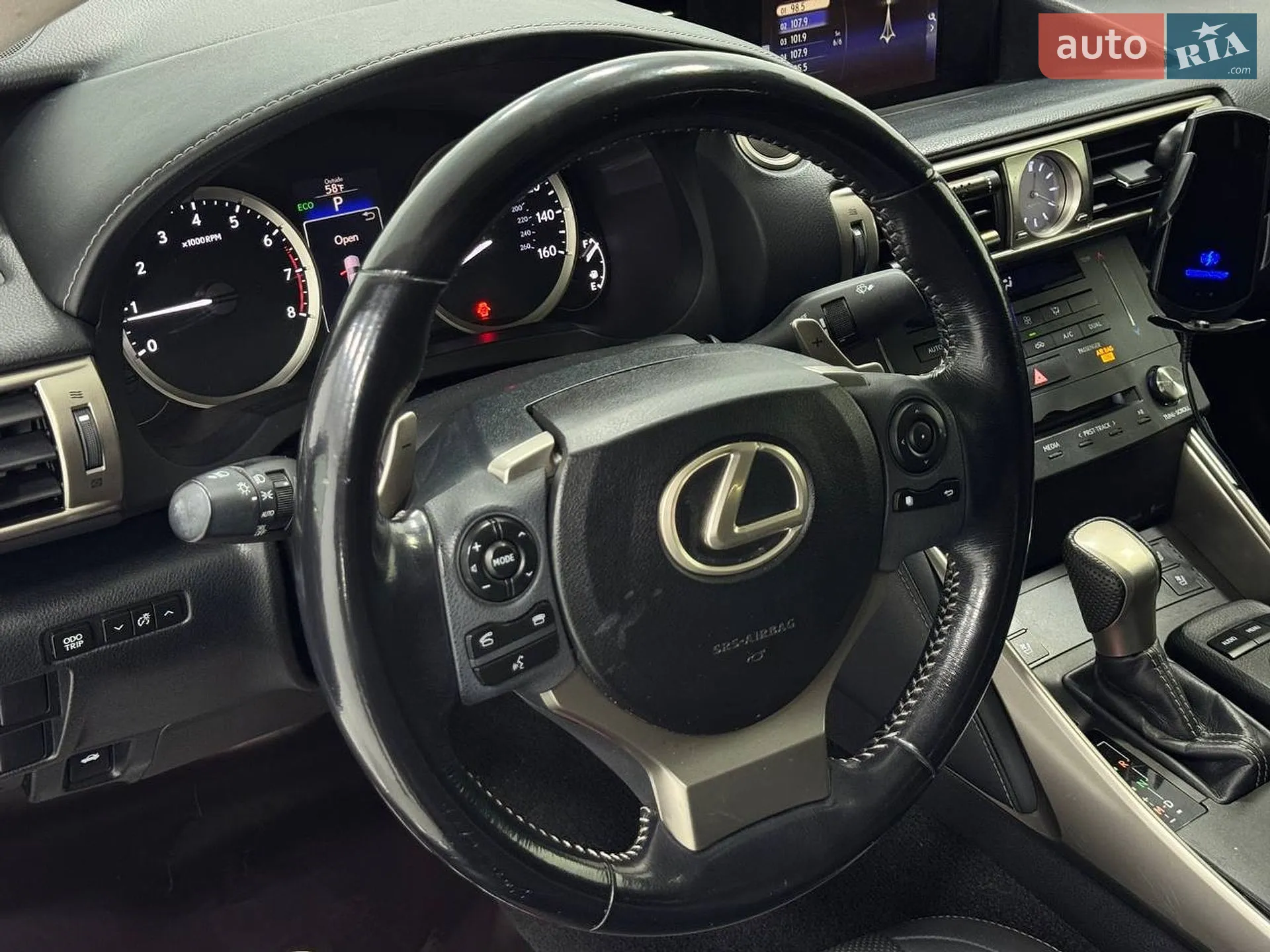 2015 Lexus IS - мініатюра 24