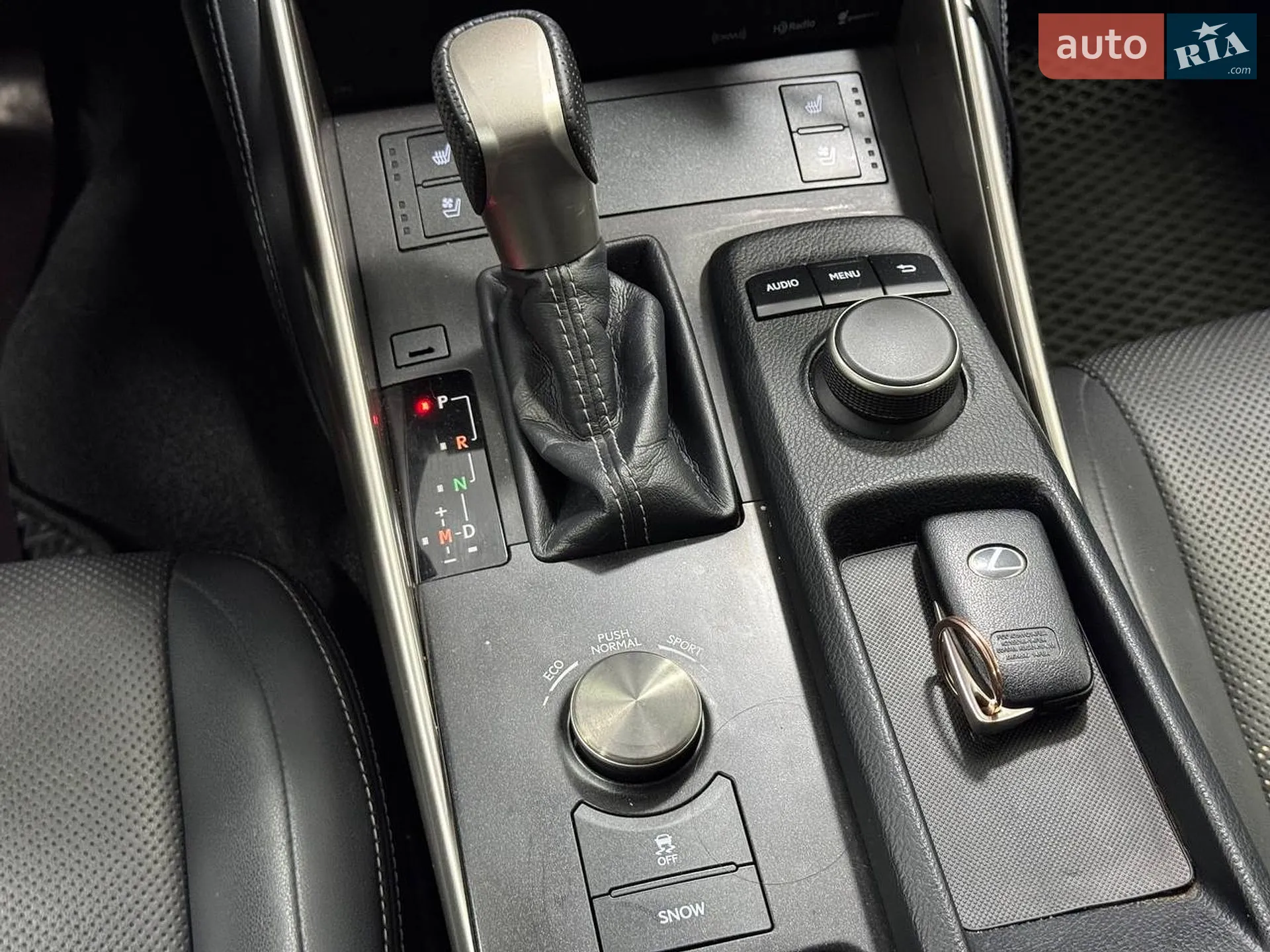 2015 Lexus IS - мініатюра 41