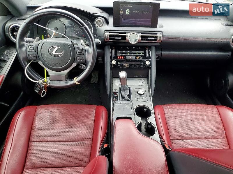 Седан Lexus IS 2021 в Києві