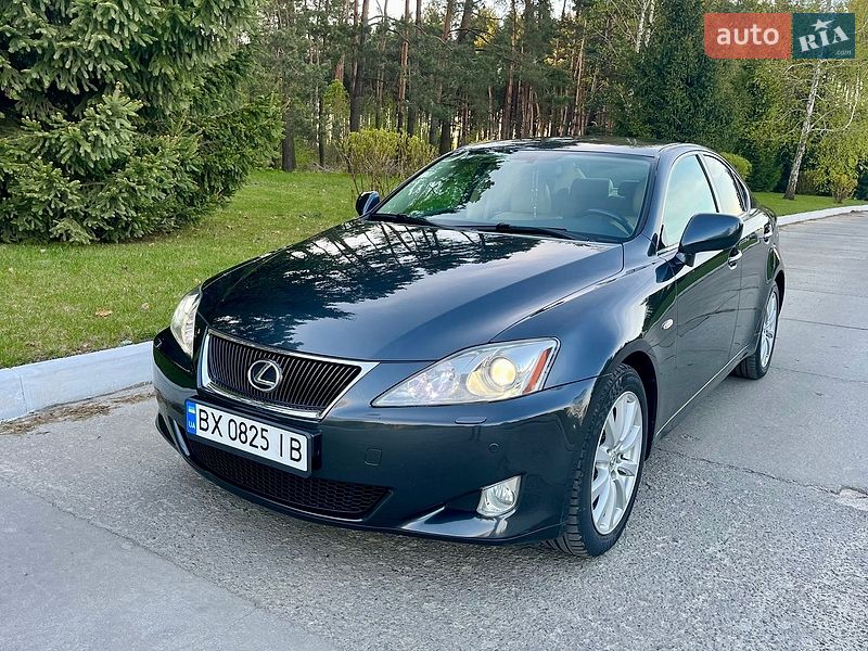 Седан Lexus IS 2008 в Славуте