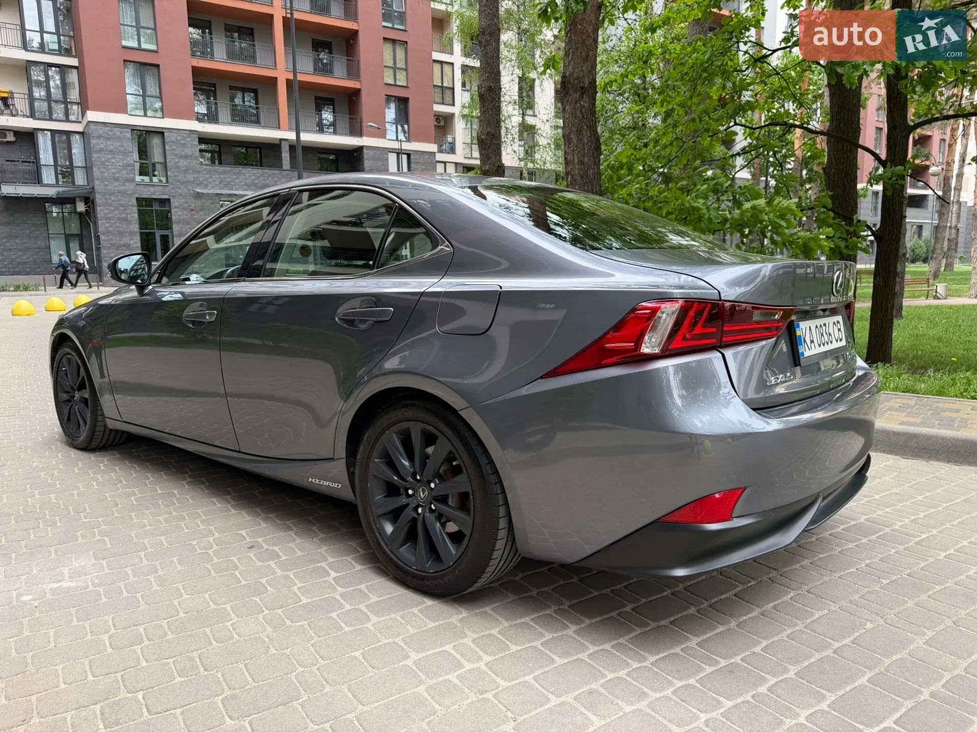 2016 Lexus IS - мініатюра 2