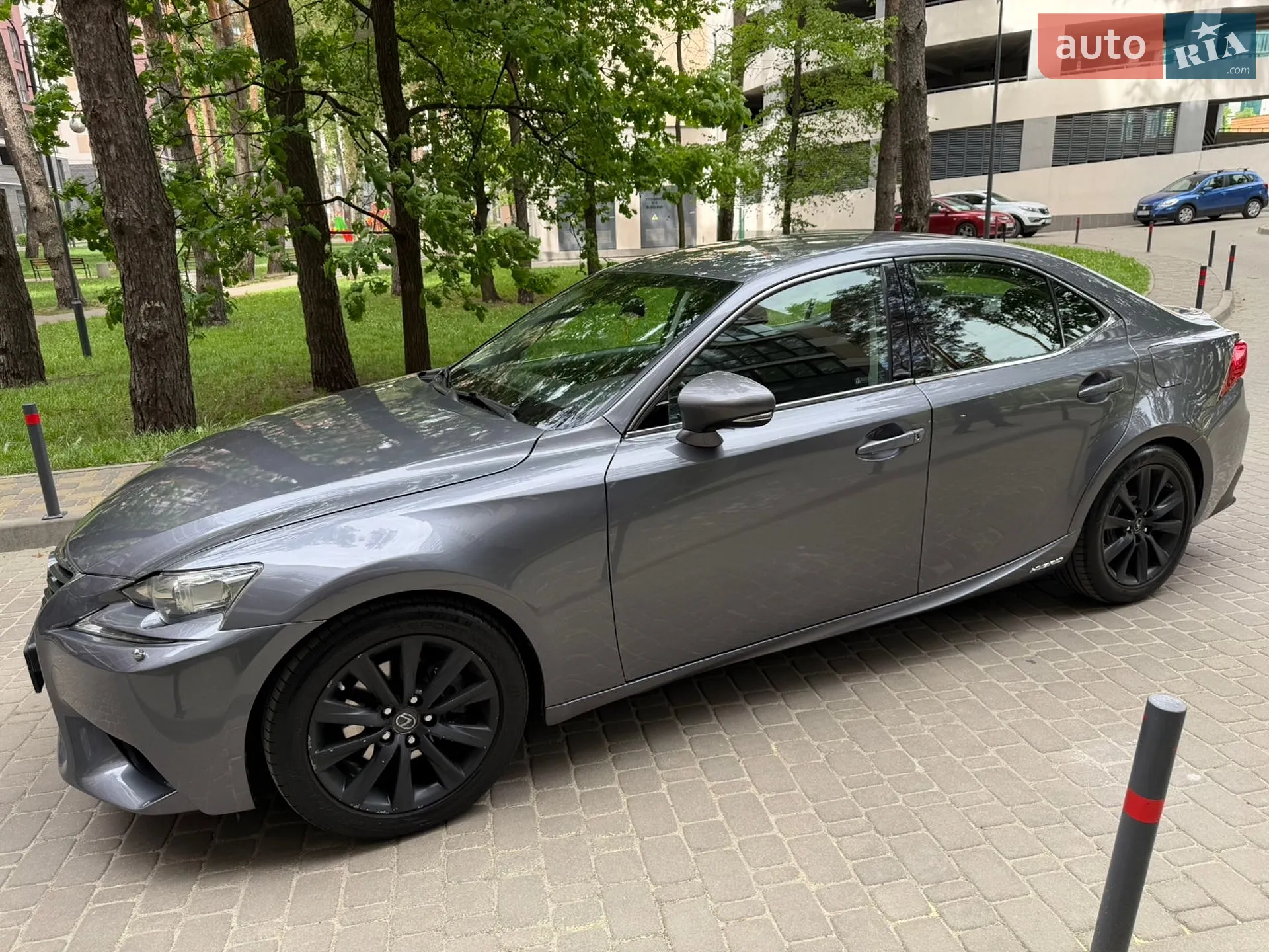 2016 Lexus IS - мініатюра 15