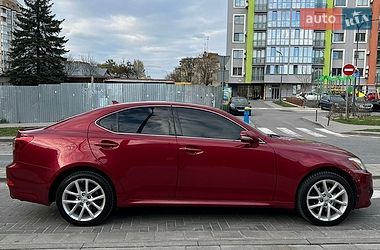 Седан Lexus IS 2012 в Львове