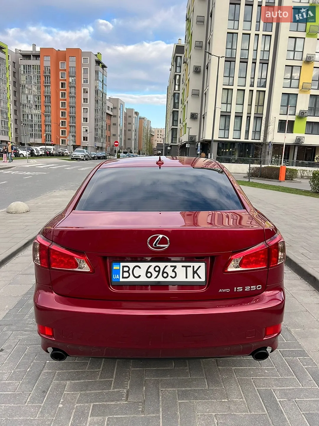 2012 Lexus IS - мініатюра 10