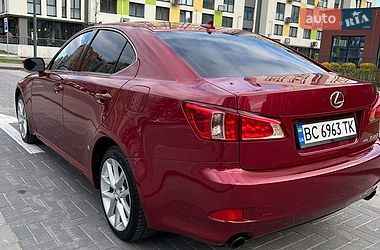Седан Lexus IS 2012 в Львове
