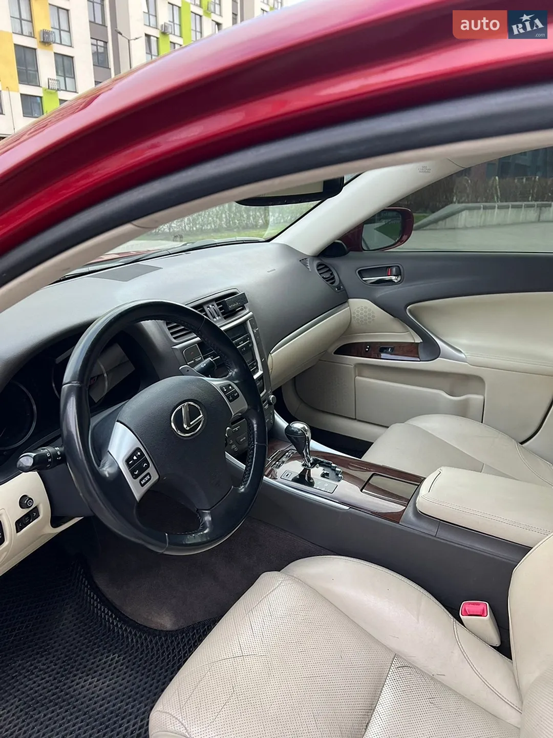 2012 Lexus IS - мініатюра 24