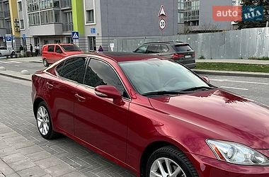 Седан Lexus IS 2012 в Львове