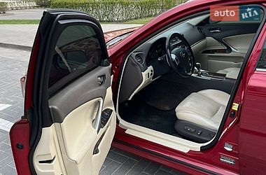 Седан Lexus IS 2012 в Львове