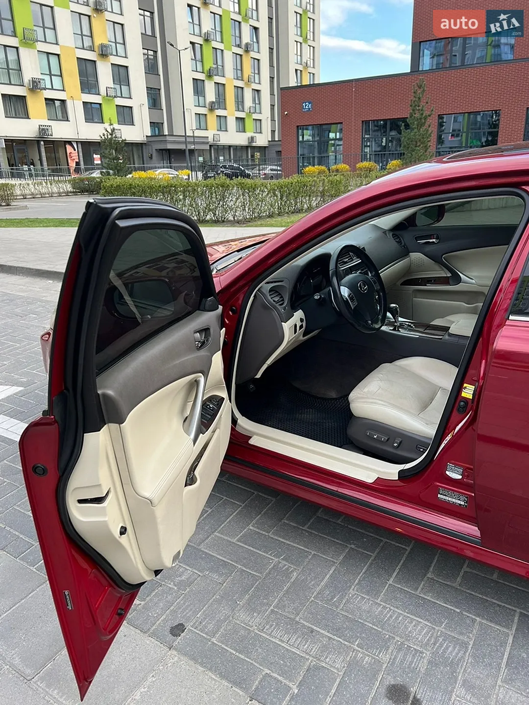 2012 Lexus IS - мініатюра 44