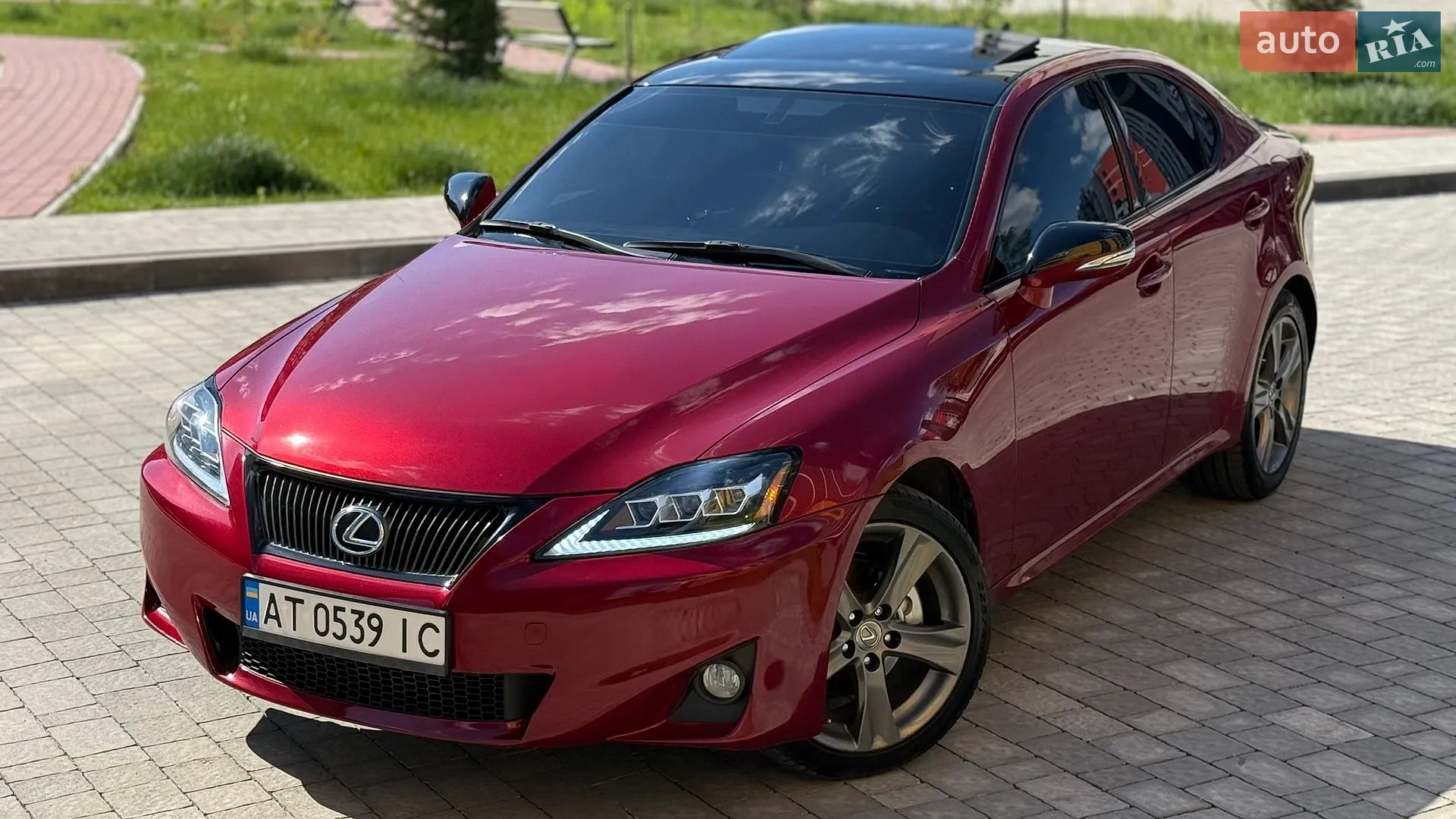 2013 Lexus IS - мініатюра 10