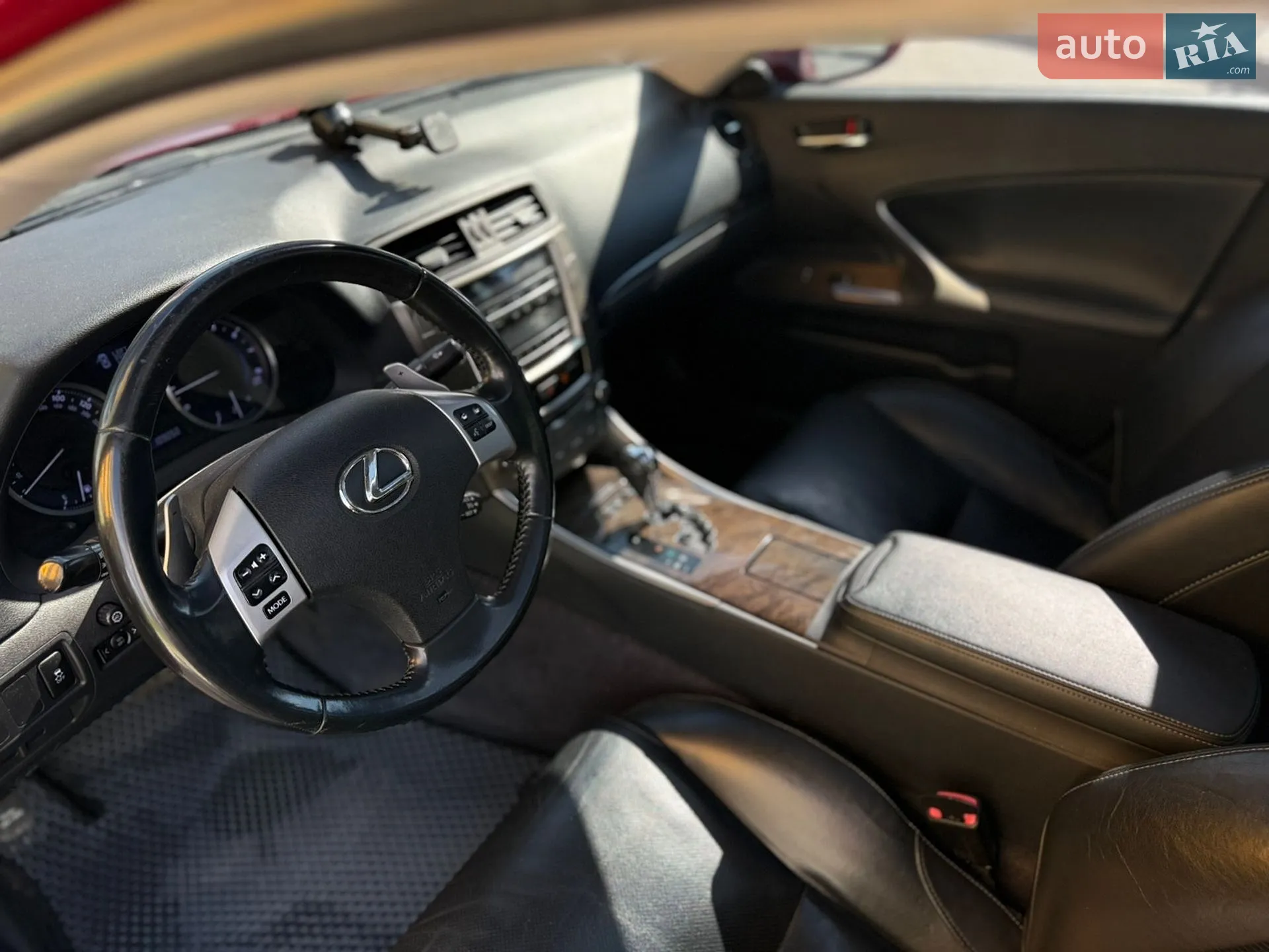 2013 Lexus IS - мініатюра 30