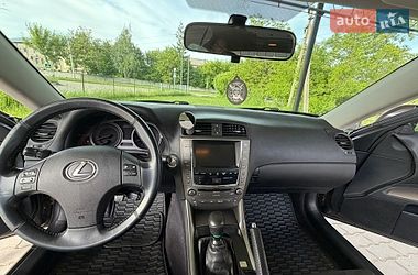 Седан Lexus IS 2008 в Гусятине