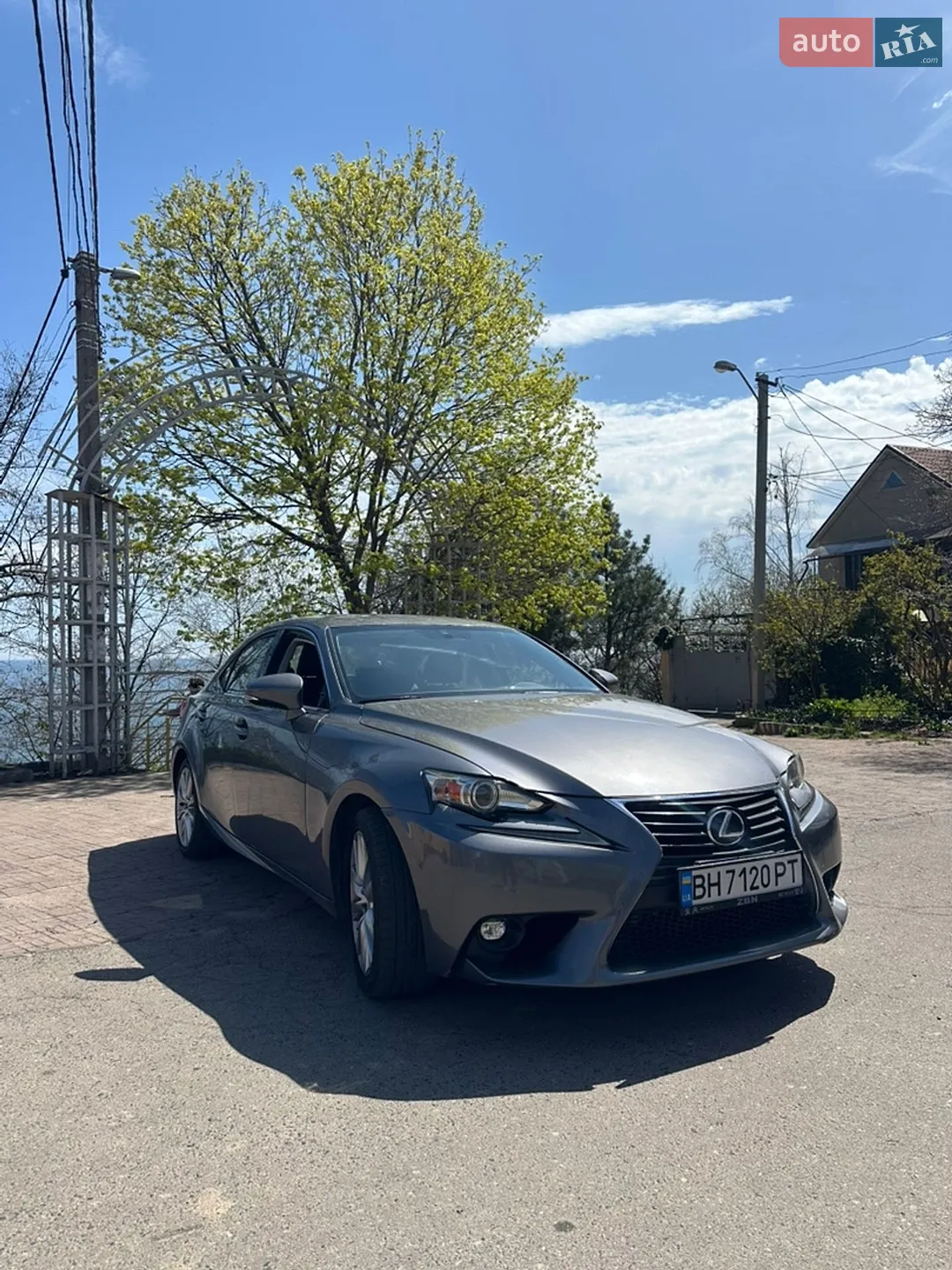 2016 Lexus IS - фото 1