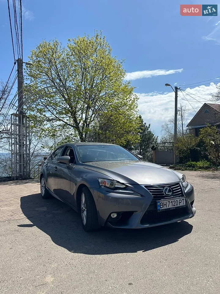 2017 Lexus IS - мініатюра 27