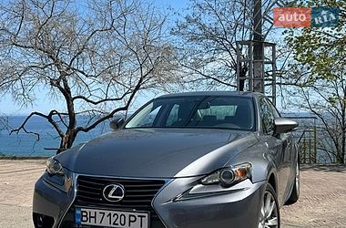 Седан Lexus IS 2016 в Одесі