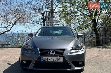 Седан Lexus IS 2016 в Одесі