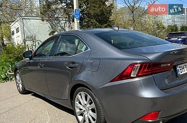 Седан Lexus IS 2016 в Одесі