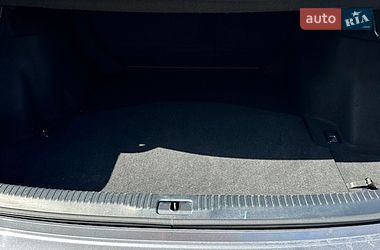 Седан Lexus IS 2016 в Одесі