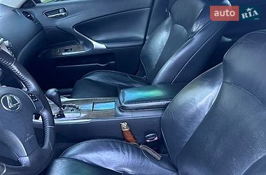 Седан Lexus IS 2010 в Прилуках