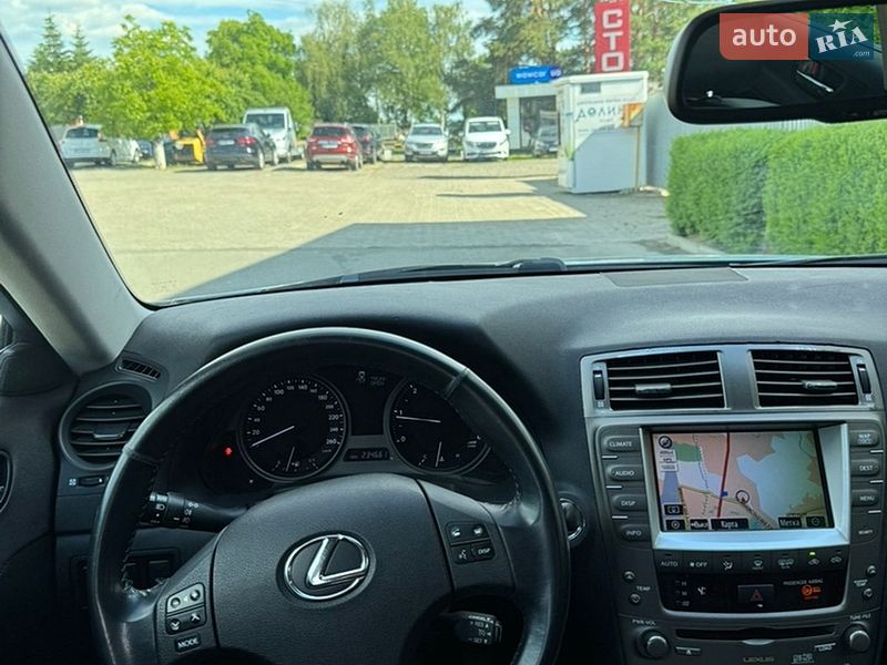 Седан Lexus IS 2007 в Чернівцях