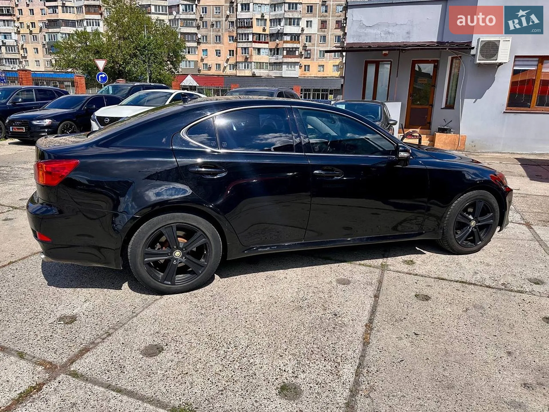 2010 Lexus IS - мініатюра 4