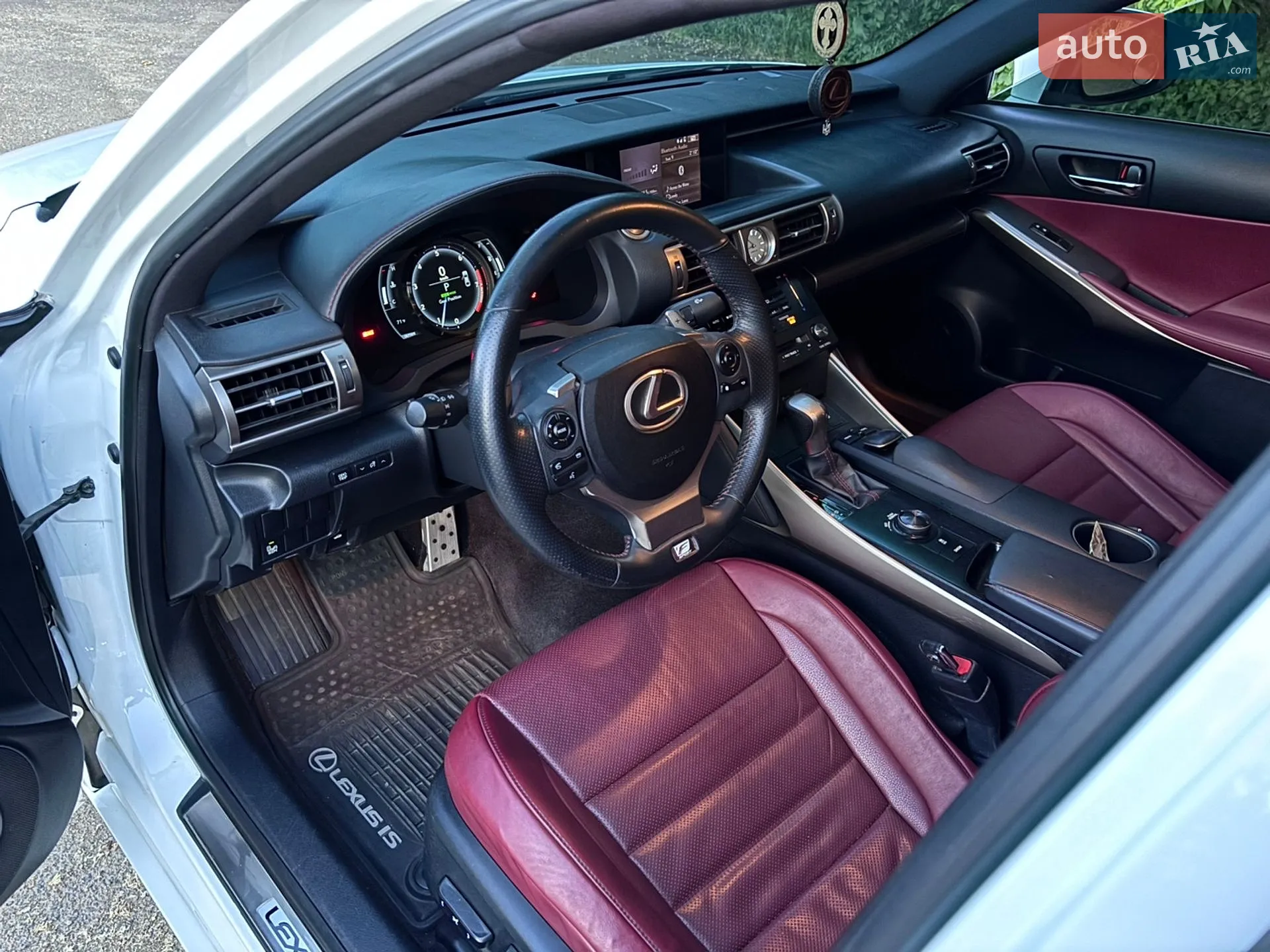 2013 Lexus IS - мініатюра 10