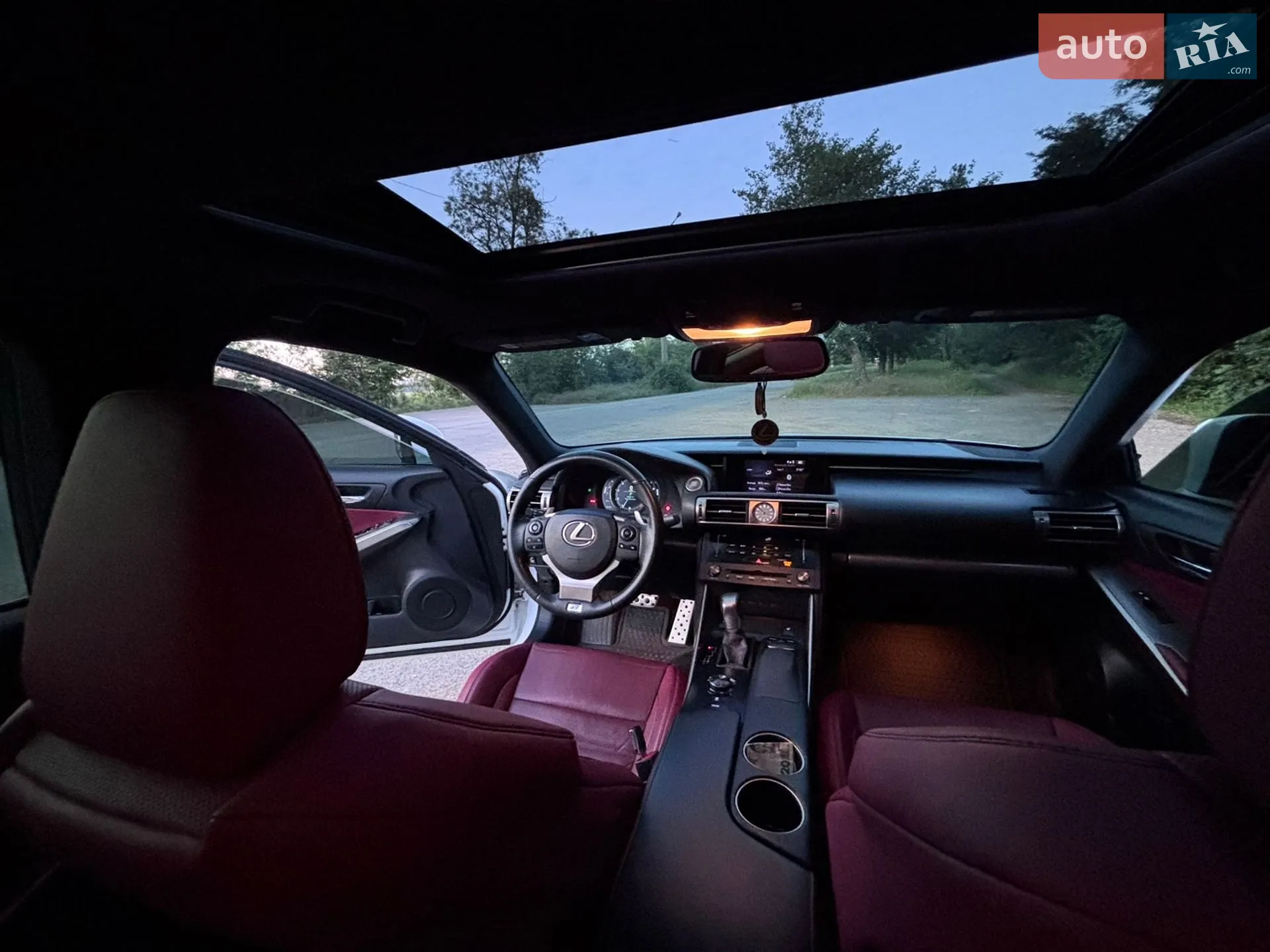 2013 Lexus IS - мініатюра 15