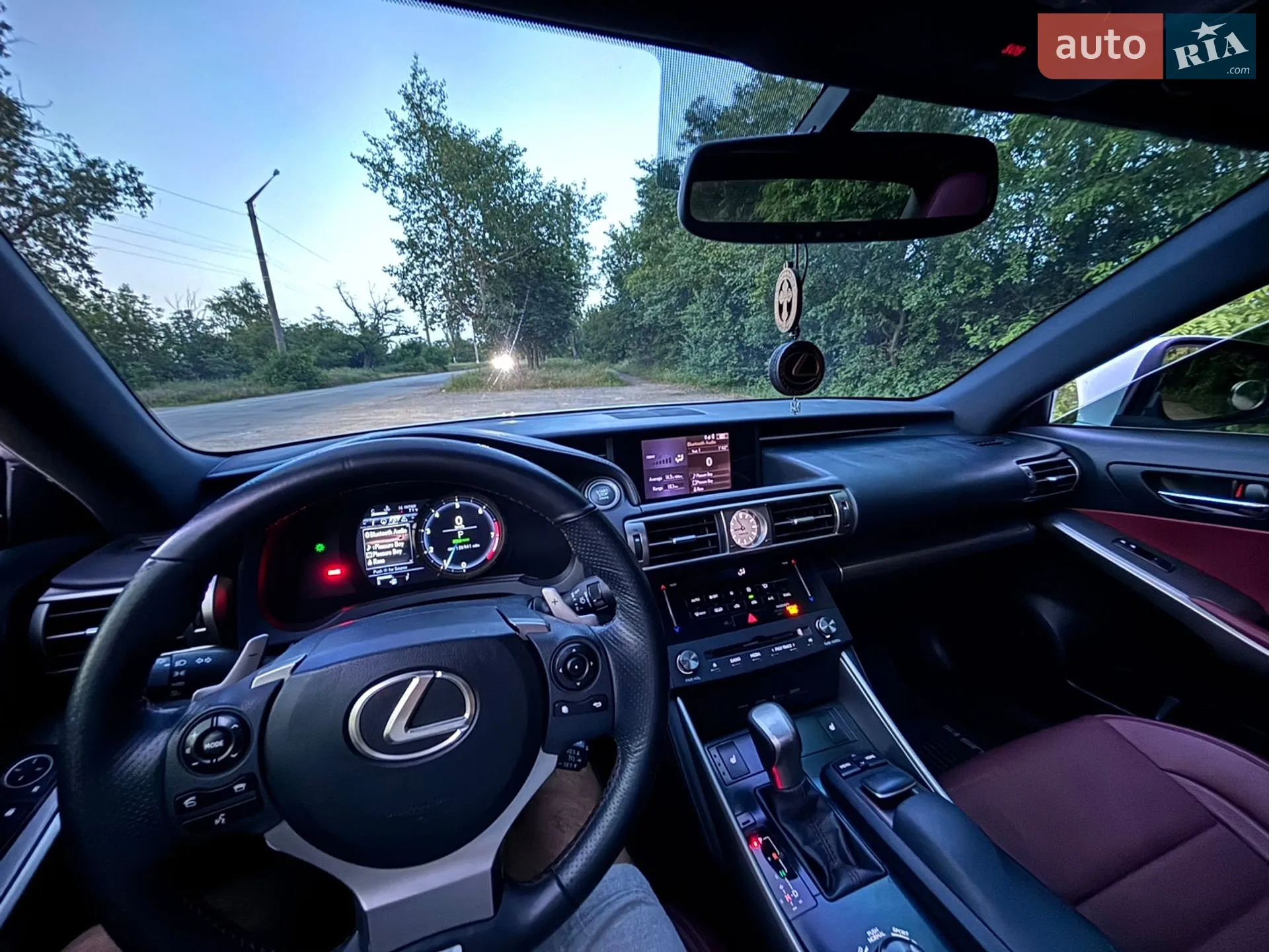 2013 Lexus IS - мініатюра 18