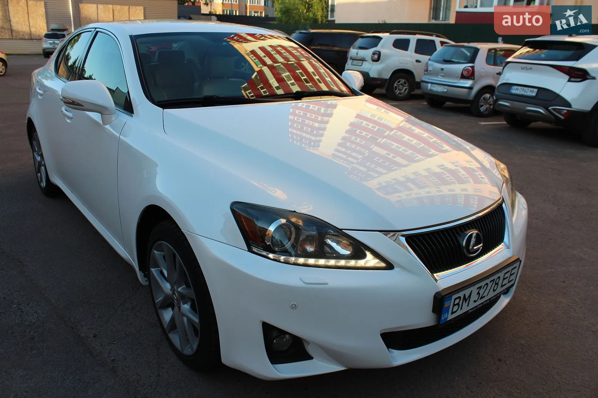 2010 Lexus IS - мініатюра 2