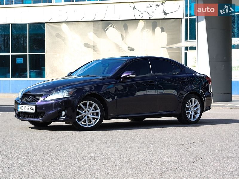 Седан Lexus IS 2011 в Кривому Розі
