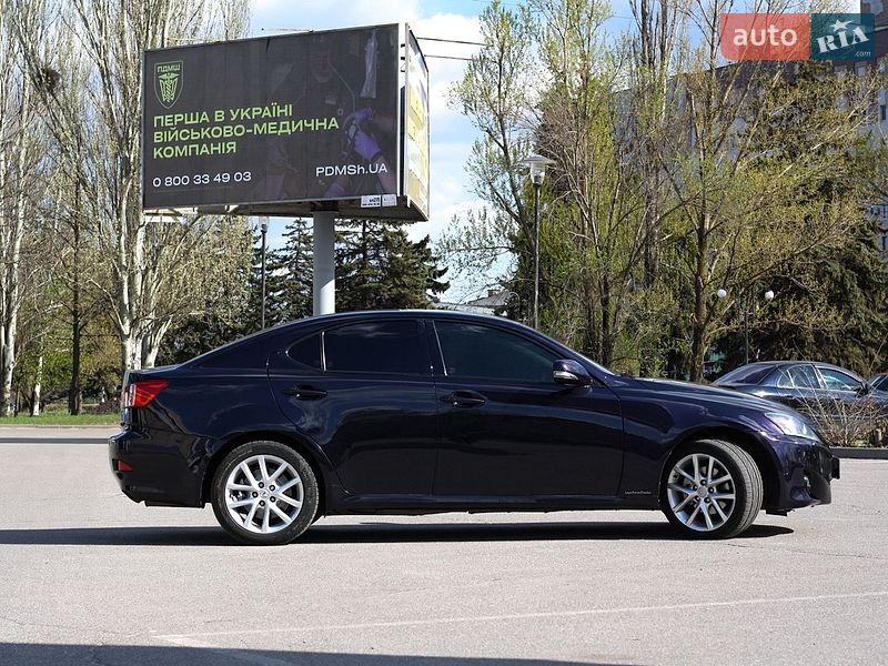 Седан Lexus IS 2011 в Кривому Розі