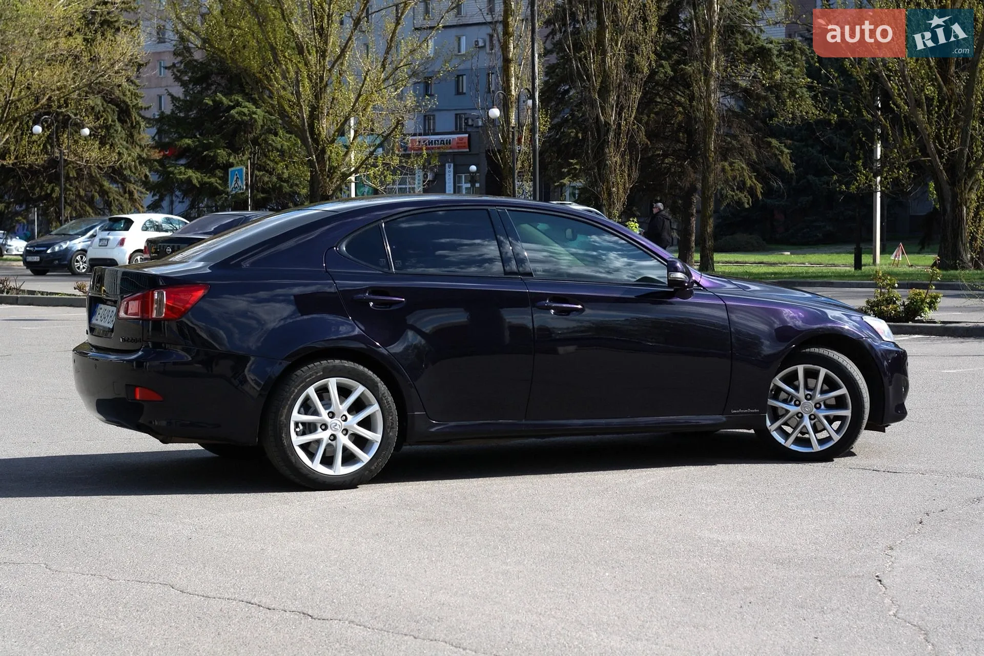 2011 Lexus IS - мініатюра 14