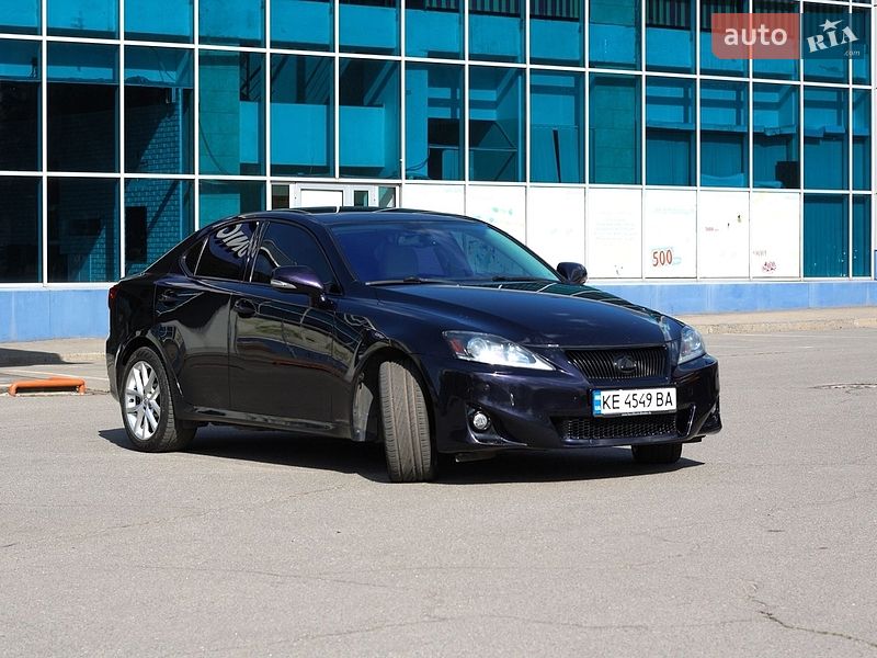 Седан Lexus IS 2011 в Кривому Розі