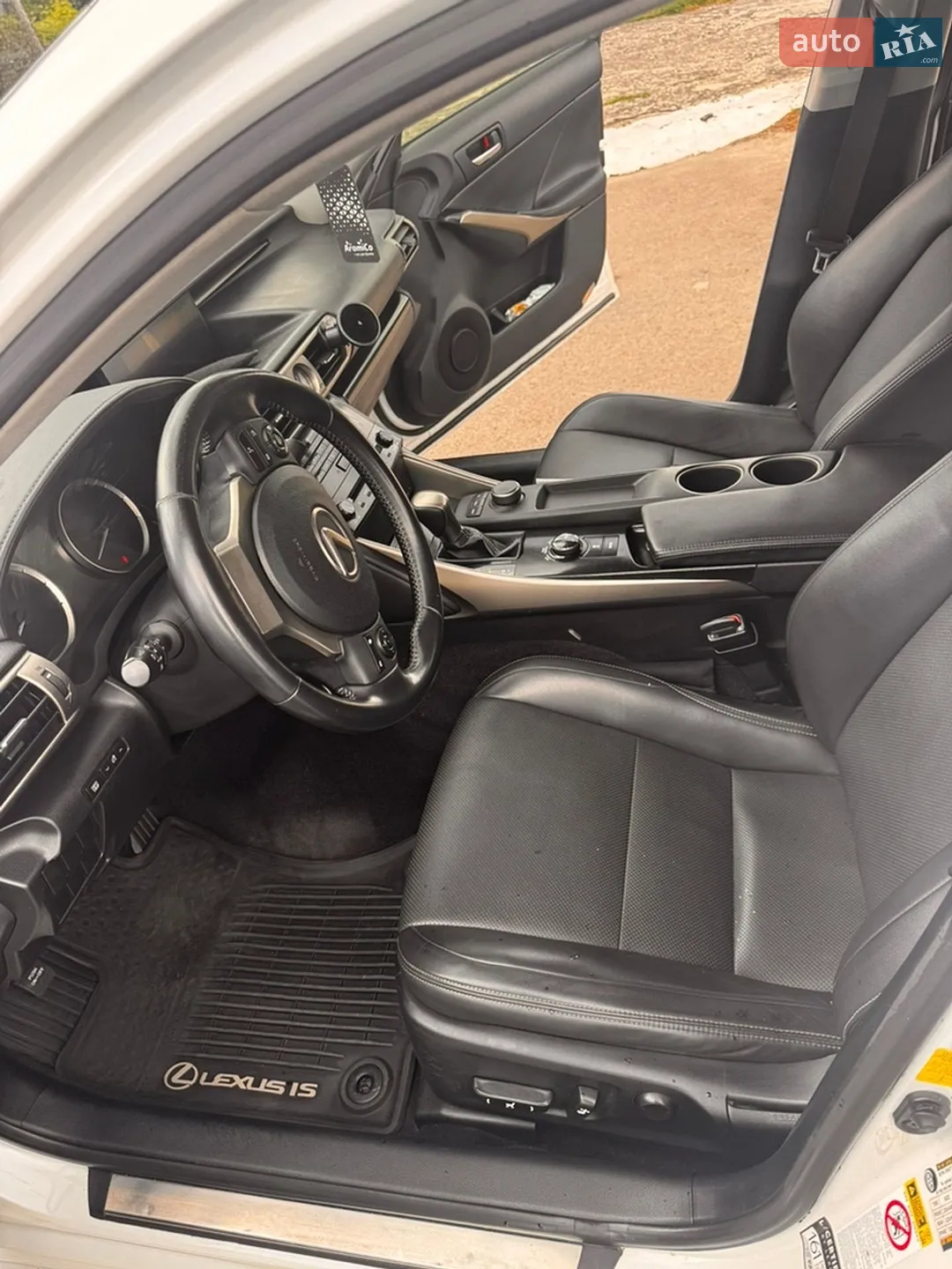 2014 Lexus IS - мініатюра 24