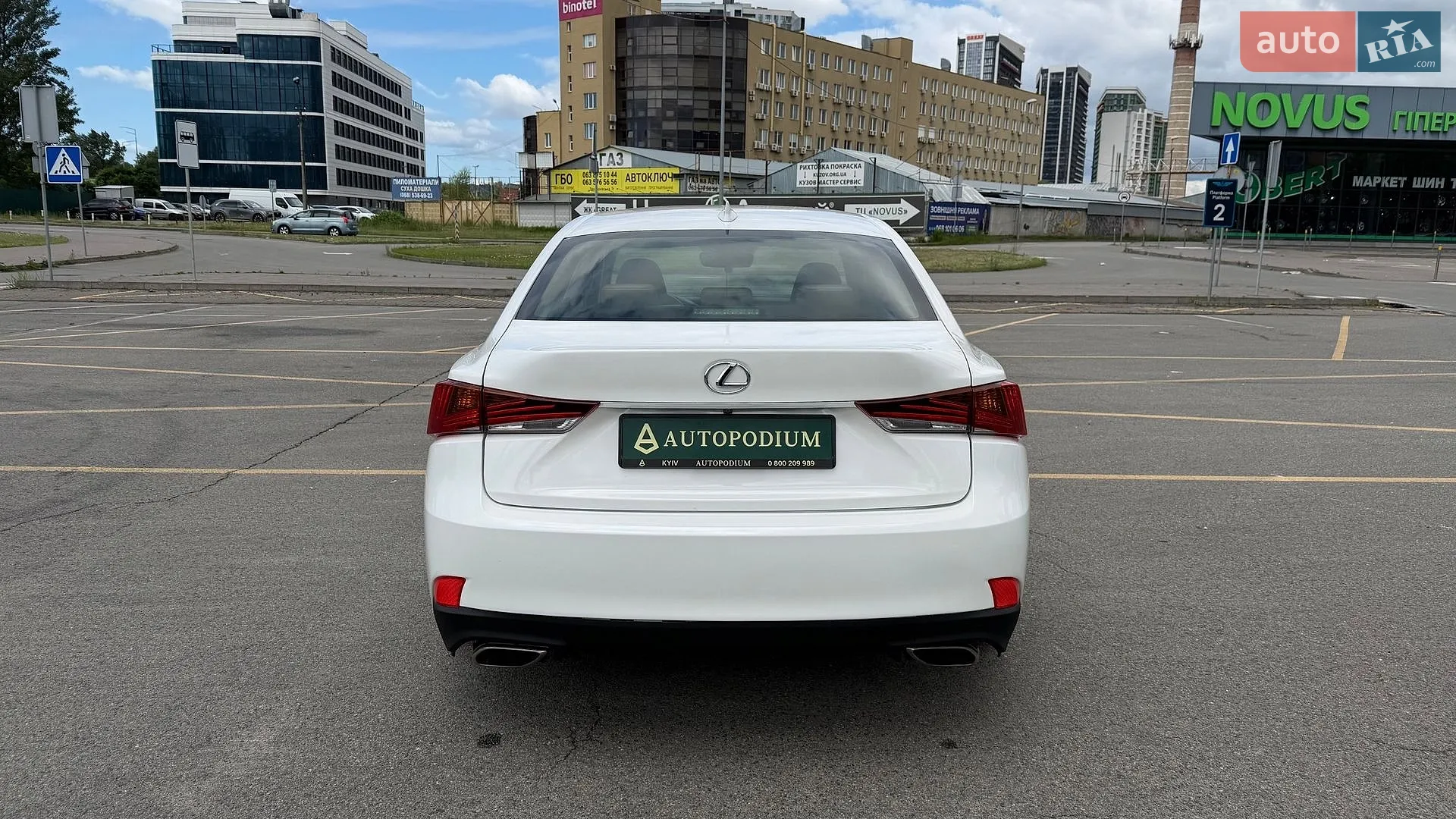 2018 Lexus IS - мініатюра 7