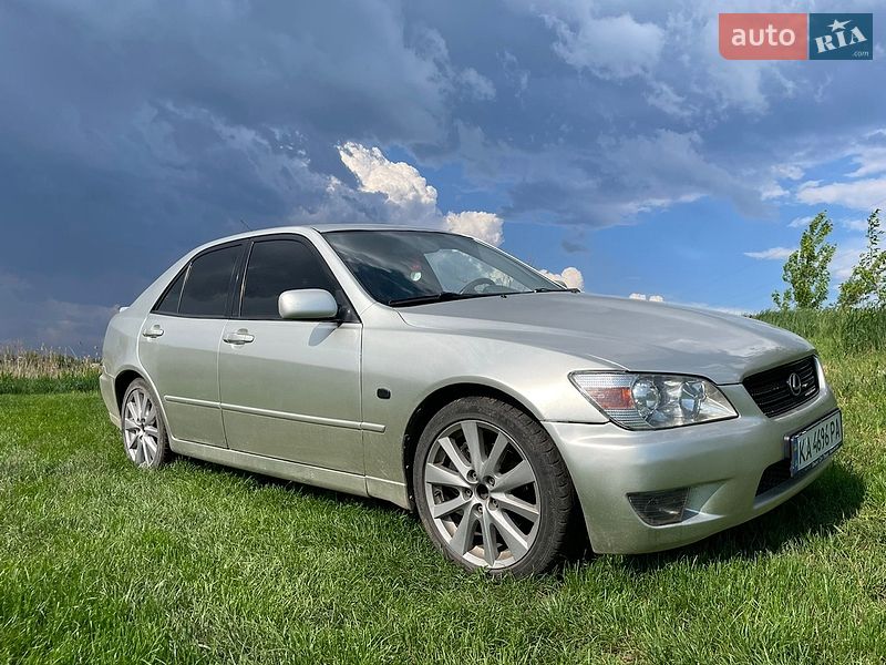 Седан Lexus IS 1999 в Белой Церкви
