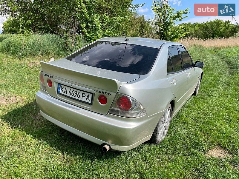 Седан Lexus IS 1999 в Белой Церкви